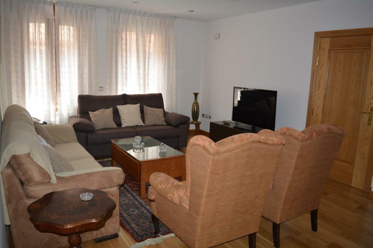 Apartamentos Alameda Coca Extérieur photo